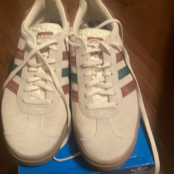 Gazelle - Picture 5 of 5